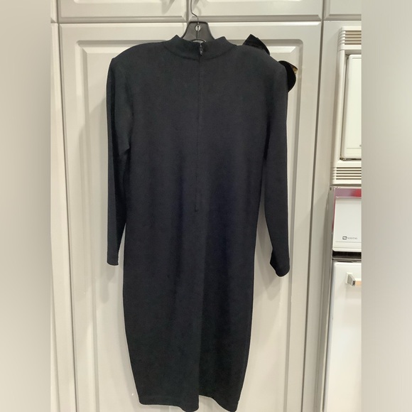 🍒🍒ST. JOHN VTG EVENING BY Marie Gray Black Knit Dress w/Sequin Bow Design Sz 12 - Picture 7 of 16